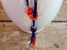 Carica l&#39;immagine nel visualizzatore di Gallery, collana indiana in corallo e lapis. assemblata artigianalmente, pezzo unico .  peso totale 48 gr, lunghezza totale 82cm   per ulteriori info o foto info@etniko.it 0039 3338778241 fb , ig etniko by crosato