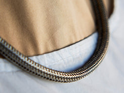 collana indiana in argento 800 snake o coda di topo dalle notevoli dimensioni piatta su un lato e stondata dall'altro  spessore 1 cm lunghezza 51cm peso 195 grammi 