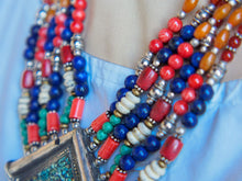 Carica l&#39;immagine nel visualizzatore di Gallery, collana nepalese / tibetana con corallo, turchese, giada e argento no pasta ma pietre vere non tinte o modificate nel colore, qualità top. assemblata artigianalmente, pezzo unico.  lunghezza totale collana 42 cm, misure pendaglio 6x9.5cm, peso 117 gr