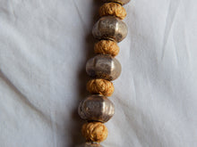 Carica l&#39;immagine nel visualizzatore di Gallery, collana indiana in cotone intrecciato ed elementi &quot;olive&quot; in cera con lamina di argento .   lunghezza totale 120 cm, misura regolabile misura singolo elemento in argento 1.5 x 1 cm,  peso 120 gr    per ulteriori info o foto watshapp 3338778241 mail info@etniko.it fb, ig, etsy &quot;etnikobycrosato&quot;