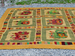 Telo Indiano in cotone lavorato a patchwork. Può essere impiegato come copridivano, copriletto, tovaglia o tessuto da appendere a parete. Dimensioni 220x270cm  disponibili vari colori e dimensioni contattare per info 0039 3338778241 info@etniko.it fb/ig "etniko by crosato"