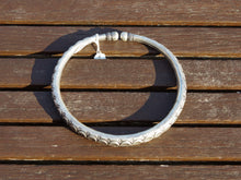 Carica l&#39;immagine nel visualizzatore di Gallery, Collana rigida indiana in argento 800    cod.CR045