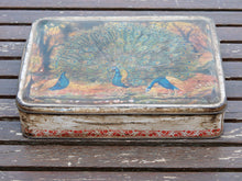 Carica l&#39;immagine nel visualizzatore di Gallery, Scatola in latta vintage. Provenienza India.  Dimensioni 28x21 h6cm