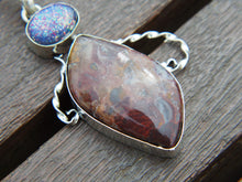 Carica l&#39;immagine nel visualizzatore di Gallery, pendaglio indiano hand made in argento fatto a mano con  diaspro . catena o collane disponibili da abbinare.   misure pendaglio 8x5 spessore 0.5 cm   peso 20 grammi  offerta scontato del 50 %    per altri modelli, foto o info  watshapp 0039 3338778241 mail ifo@etniko.it ig/fb/ebay : etnikobycrosato