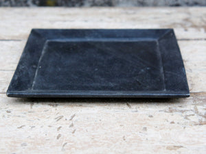 piatto in marmo ideale anche come portasapone, svuota tasche, portacandele... dimensioni 23x23 h 1.5cm  disponibili altri pezzi, misure e colori   per ulteriori info o foto : info@etniko.it 0039 3338778241 ig/fb : etniko by crosato etsy : etnikobycrosato