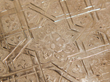 Carica l&#39;immagine nel visualizzatore di Gallery, Piatto Marocco In Alluminio Lavorato Ad Incisione. Pezzo Unico.  Dimensioni diametro 29 profondità 2cm  per ulteriori info o dettagli: info@etniko.it 0039 3338778241 ig/fb : etniko by crosato etsy : etnikobycrosato