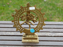 Carica l&#39;immagine nel visualizzatore di Gallery,  statuetta in lega di metalli raffigurante la divinità Siva o Shiva Nataraja peso 990 gr  dimensioni 16x5 h20cm