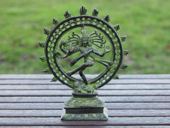statua indiana in bronzo raffigurante shiwa , shiva .peso 1350 gr misure 24x19x6 cm