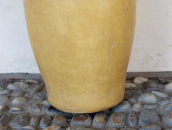 Vaso tadelakt, un intonaco di origine marocchina tipico della città di Marrakech, un metodo completamente ecologico basato sull'utilizzo di calce idrata, sapone nero, pigmenti naturali e cere. Dimensioni Diametro 27 h47cm.   per info ed ulteriori foto info@etniko.it facebook / instagram / pinterest : etnikobycrosato 0039 3338778241