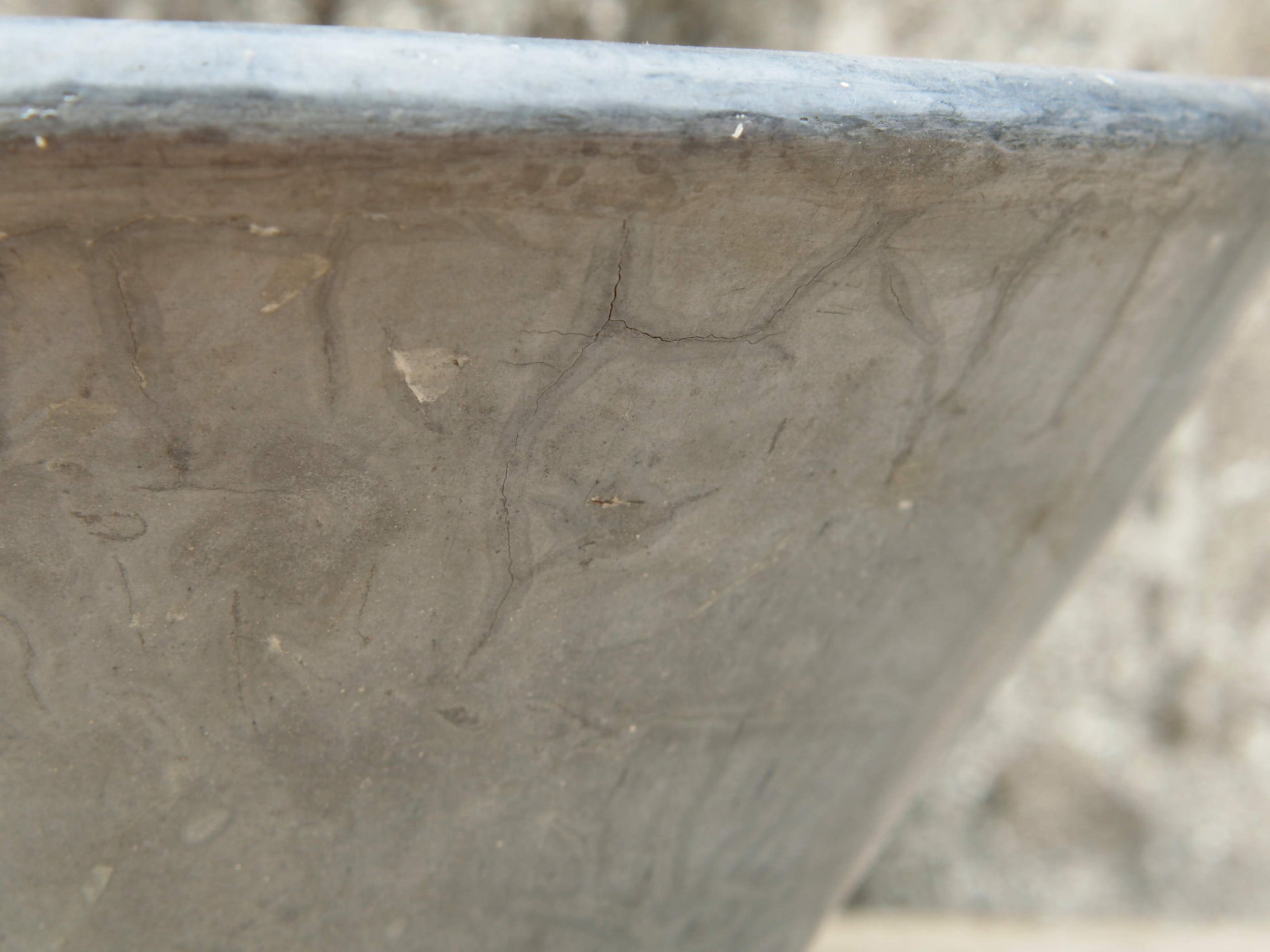 Vaso, ciotola tadelakt, un intonaco di origine marocchina tipico della città di Marrakech, un metodo completamente ecologico basato sull'utilizzo di calce idrata, sapone nero, pigmenti naturali e cere. Dimensioni Diametro 36 h19cm.