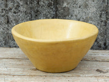Carica l&#39;immagine nel visualizzatore di Gallery, Vaso, ciotola tadelakt, un intonaco di origine marocchina tipico della città di Marrakech, un metodo completamente ecologico basato sull&#39;utilizzo di calce idrata, sapone nero, pigmenti naturali e cere.Dimensioni Diametro 35 h16cm.