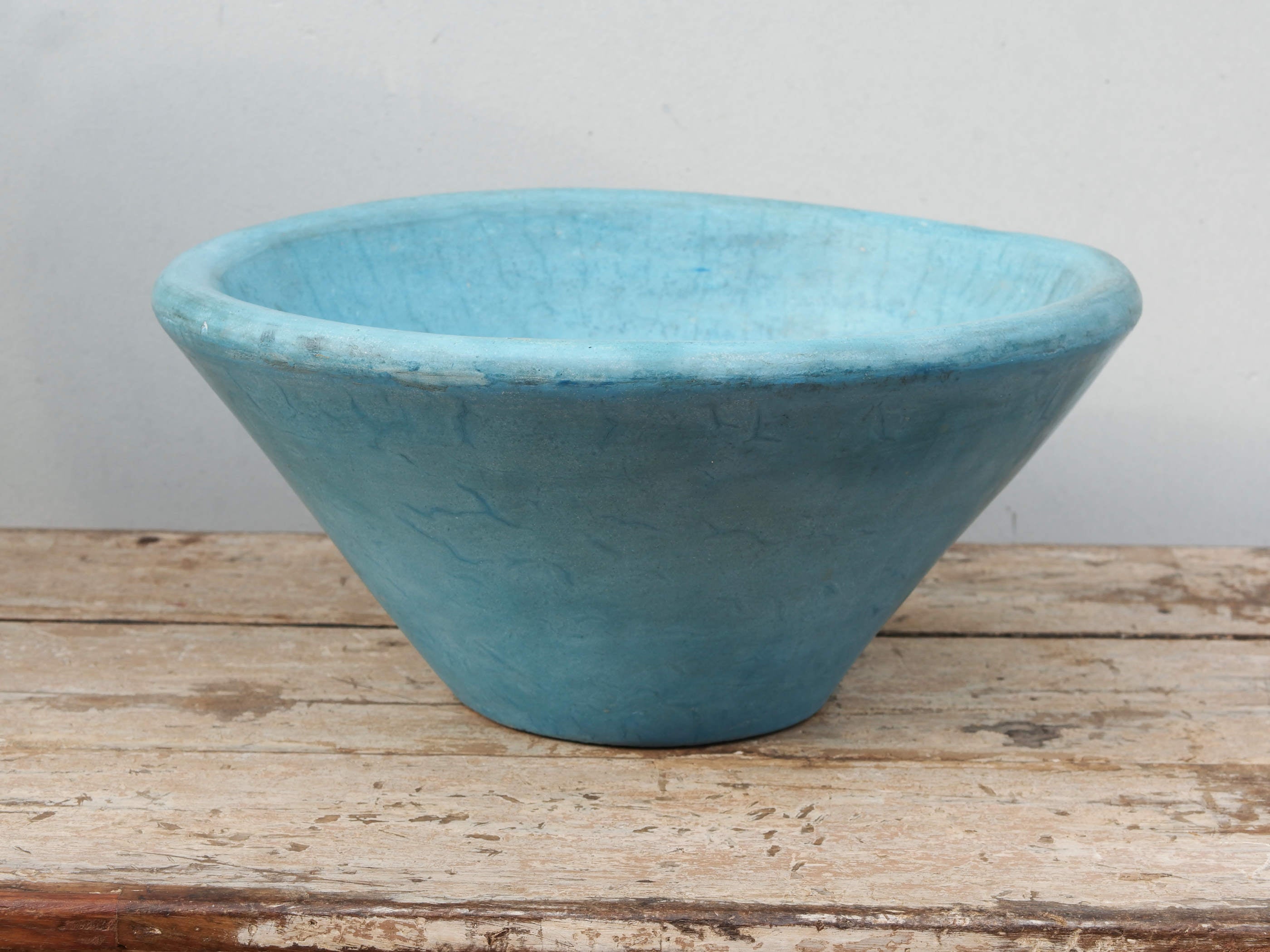 Vaso, ciotola tadelakt, un intonaco di origine marocchina tipico della città di Marrakech, un metodo completamente ecologico basato sull'utilizzo di calce idrata, sapone nero, pigmenti naturali e cere. Dimensioni Diametro 40 h19cm.