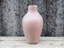 Vaso tadelakt, un intonaco di origine marocchina tipico della città di Marrakech, un metodo completamente ecologico basato sull'utilizzo di calce idrata, sapone nero, pigmenti naturali e cere.Dimensioni Diametro 25 h47cm.